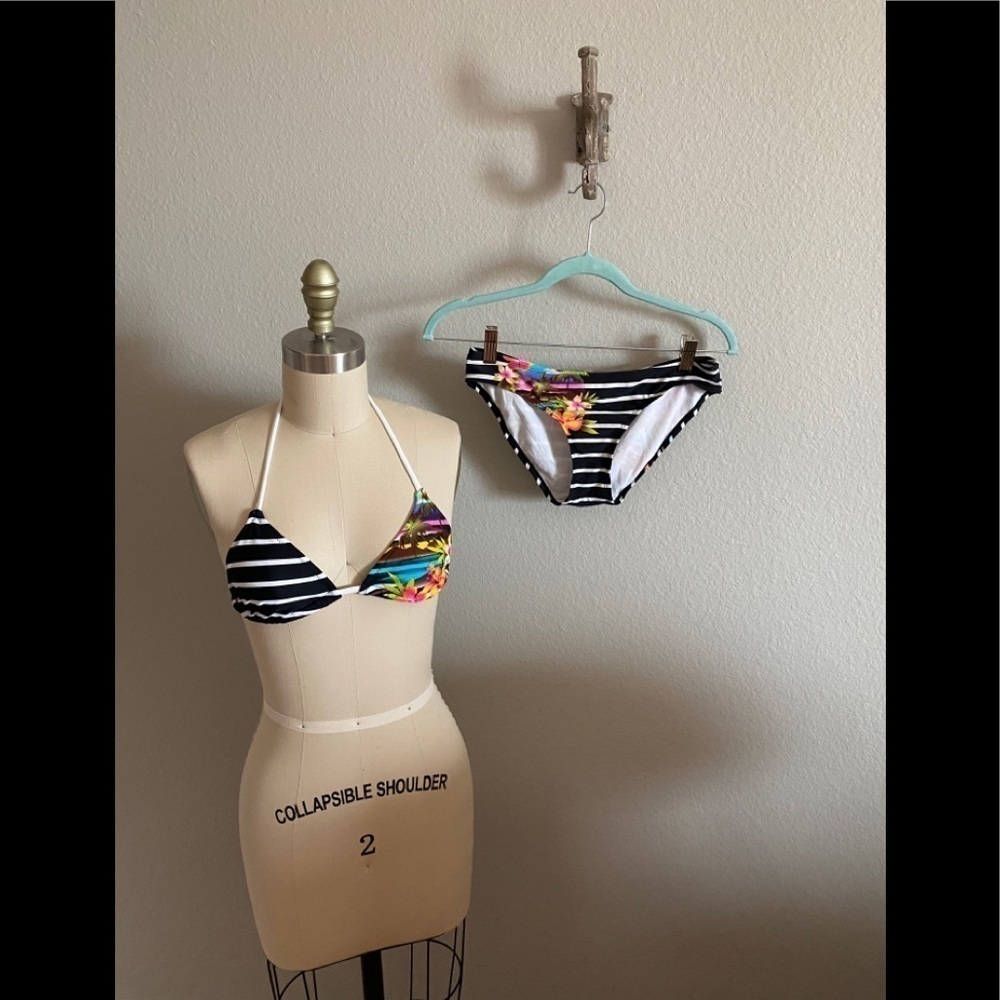 Raisin Black White Floral Stripe String Bikini - Picture 1 of 7